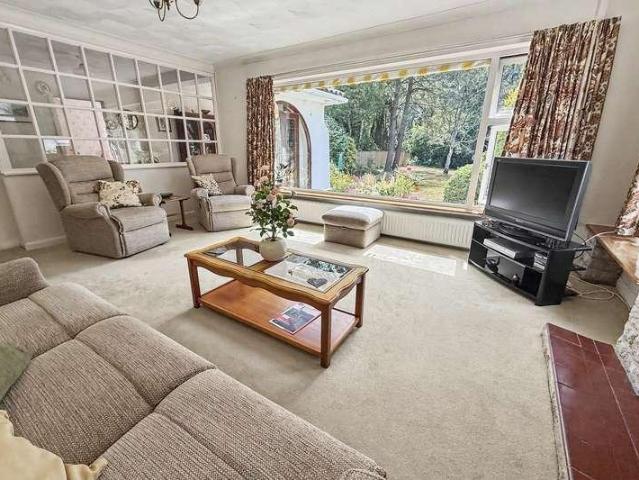 House for sale in St Leonards, East Dorset