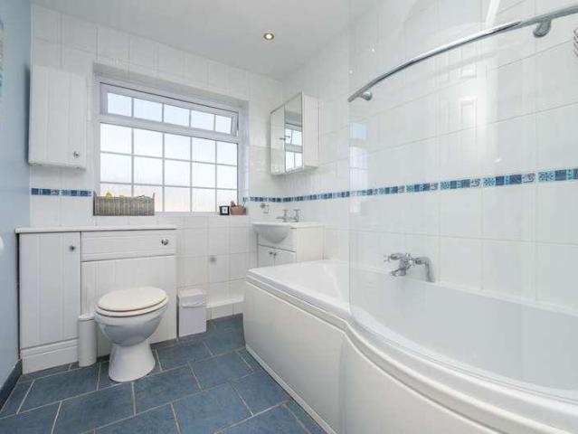 House for sale in Alderminster, Warwickshire