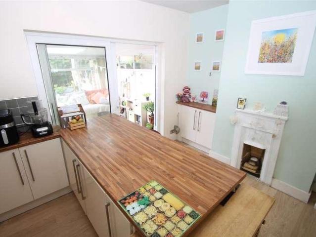 House for sale in Rowley Regis, Ross