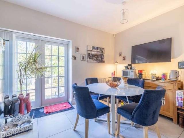 House for sale in Datchet