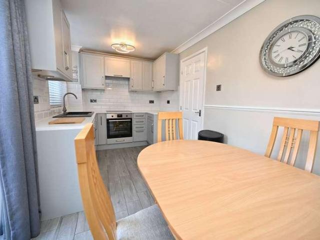 House for sale in Monk Bretton, South Yorkshire