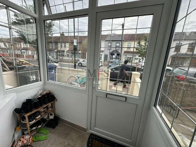 House for sale in London Borough of Ealing, Greater London