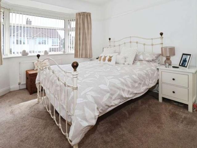 House for sale in Larchwood, Bebington