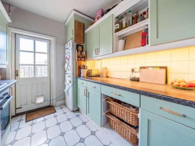 House for sale in Windsor, Furze Platt