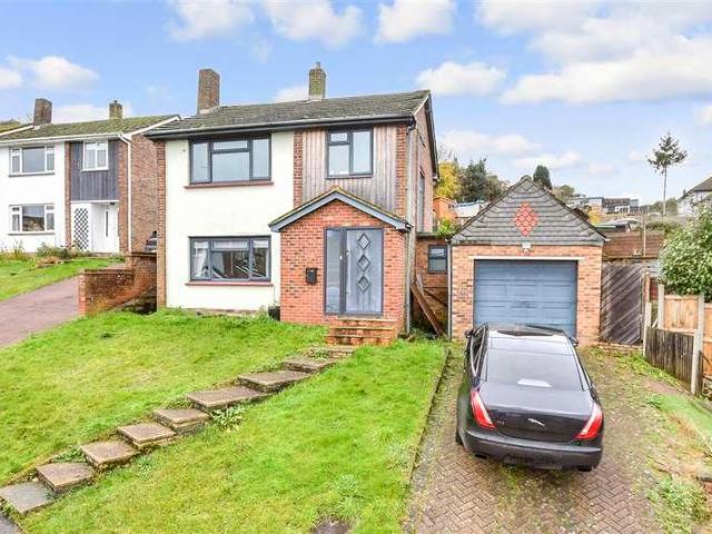 House for sale in Elms Vale, Ash