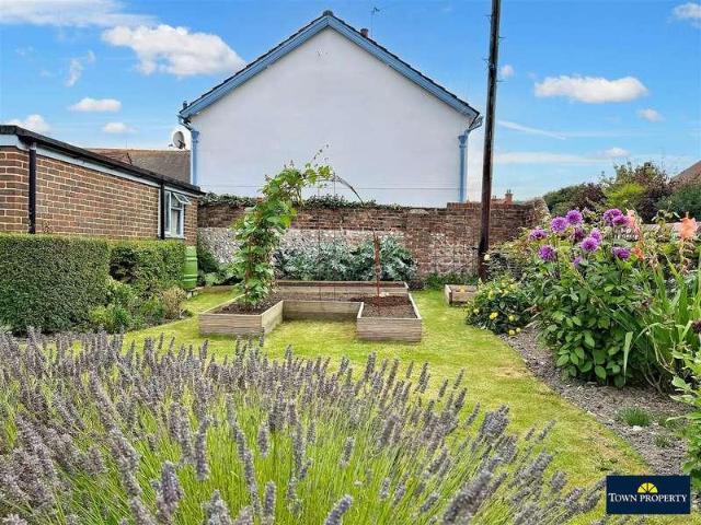 House for sale in Willingdon, Cross In Hand