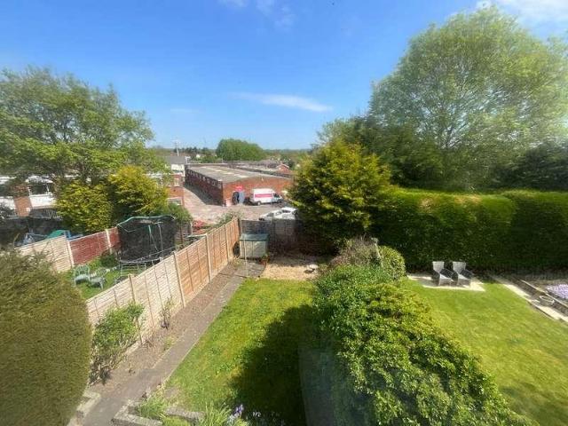 House for sale in Halesowen, West Midlands