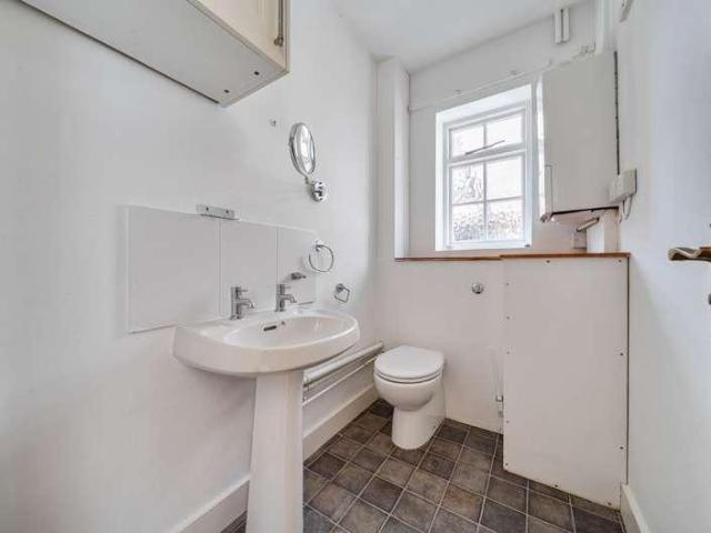 House for sale in Holloway Hill, Fole