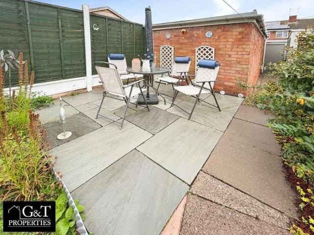 House for sale in Kingswinford, West Midlands