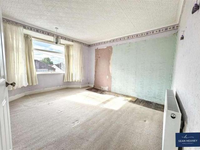 House for sale in London Borough of Barnet, Greater London