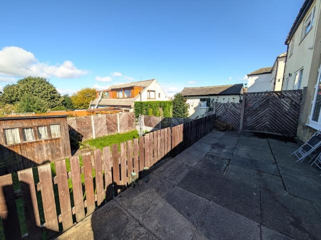 House for sale in Nab Wood, Bradford