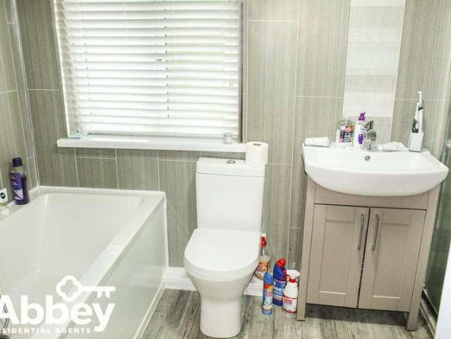 House for sale in Dyffryn Clydach, Neath Abbey