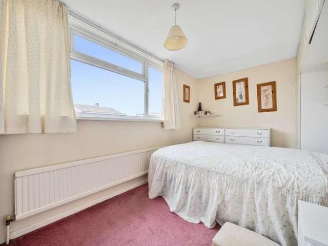 House for sale in Elmfield, Leicestershire