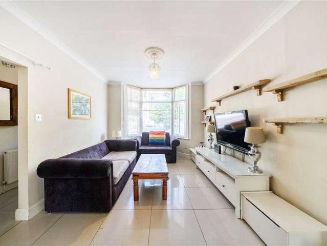 House for sale in Colindale, Greater London