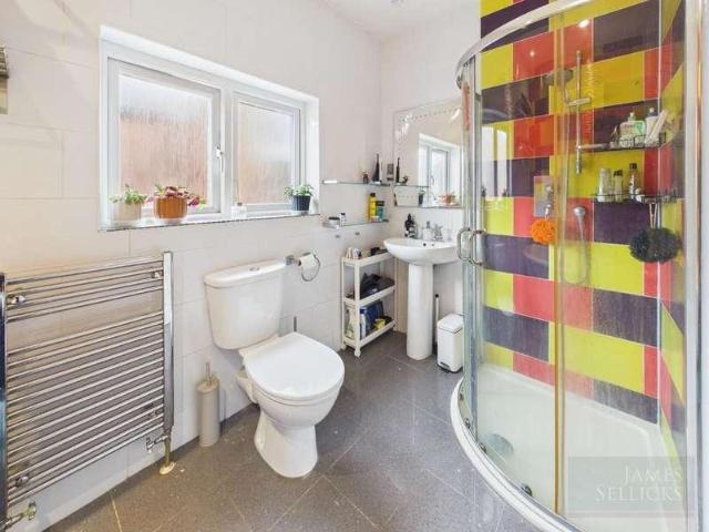 House for sale in West End, Old Wharf