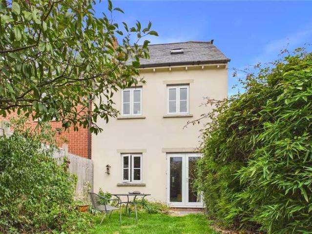 House for sale in Padworth, Aldermaston Wharf