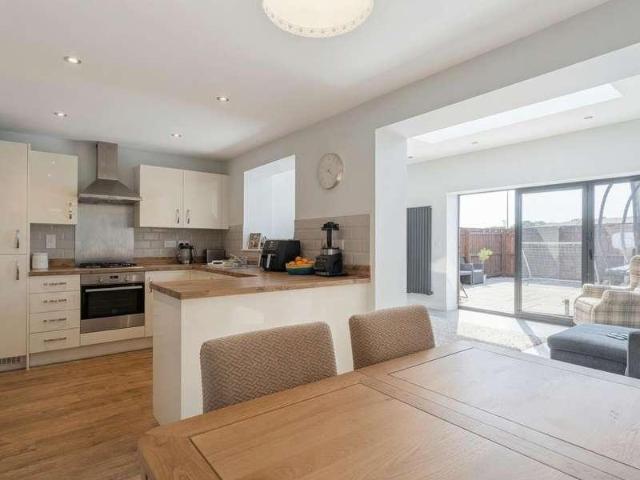 House for sale in Gedling, East Midlands