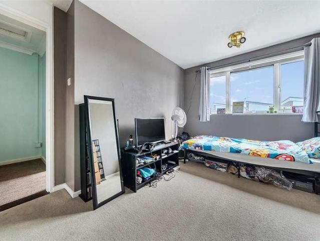 House for sale in Clayhall, Middlecroft