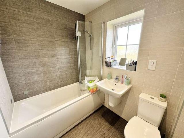 House for sale in Wingate