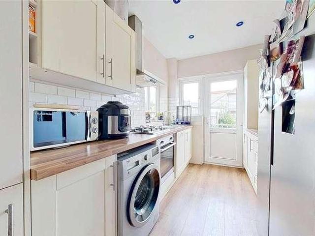 House for sale in Fishersgate, West Sussex