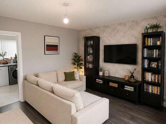 House for sale in Saddleworth, Pendock