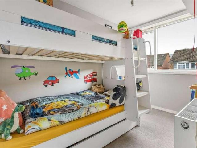 House for sale in Summerstown, Greater London