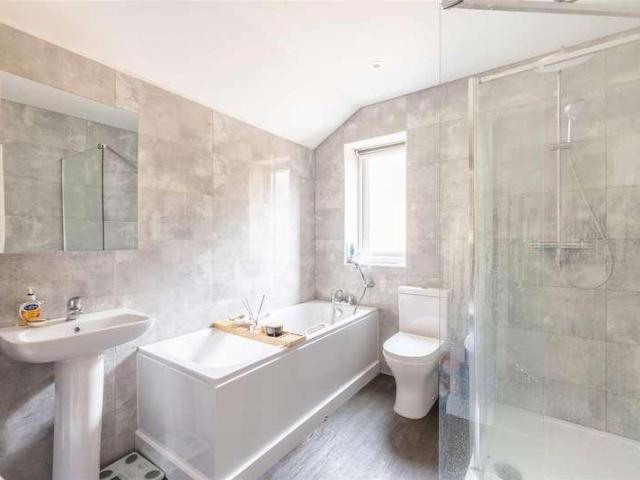 House for sale in Holyport, Bray