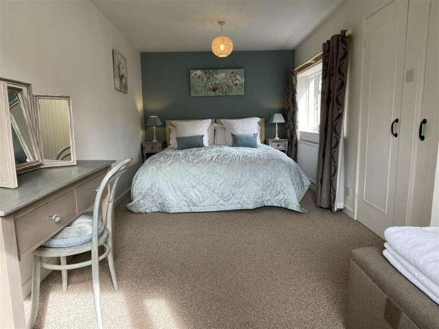 House for sale in Fossebridge, Gloucestershire