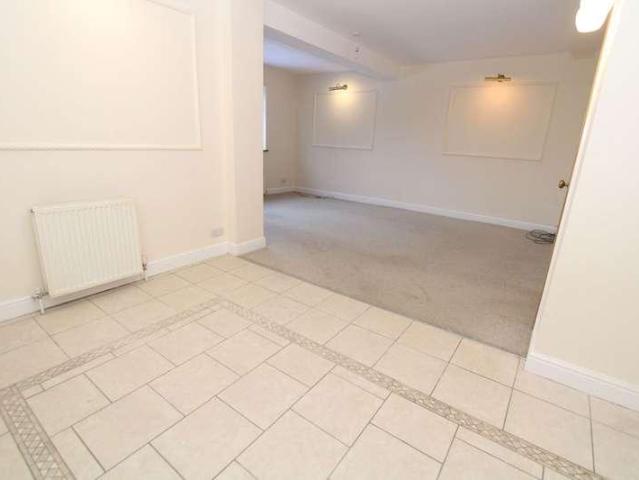 House for sale in Brierley Hill, West Midlands