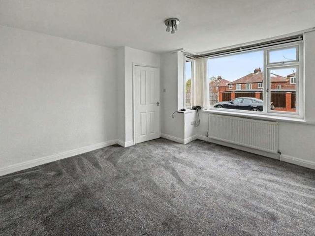 House for sale in Besses o' th' Barn, Bury