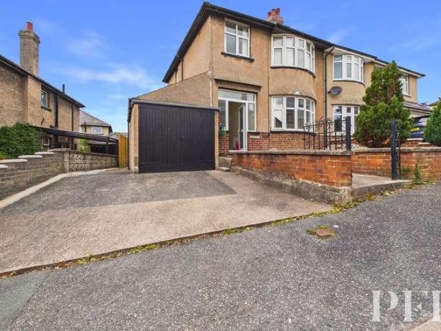 House for sale in Fell Lane