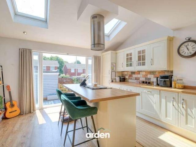House for sale in Wall Heath, West Midlands