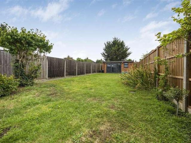 House for sale in Windsor, Dedworth
