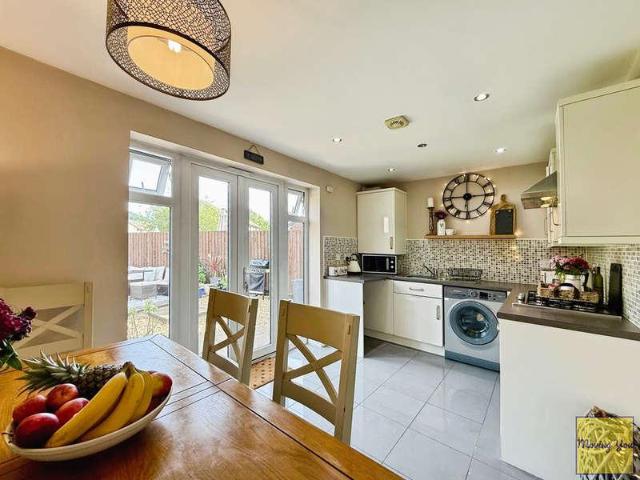 House for sale in Ystalyfera, Wales