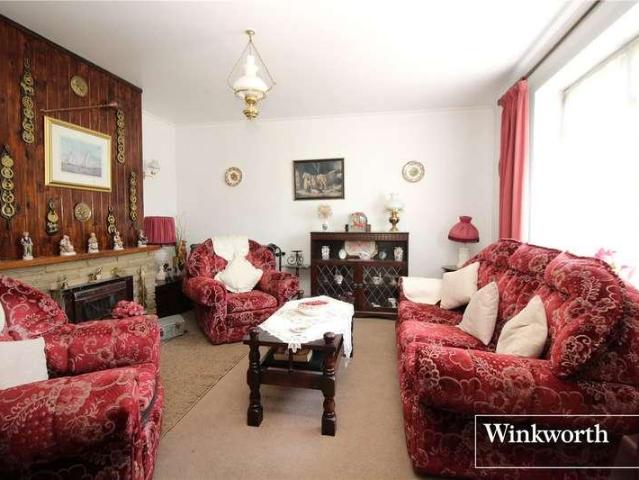 House for sale in Elstree and Borehamwood, Borehamwood