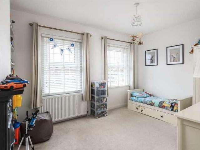 House for sale in Red Hill, Surrey