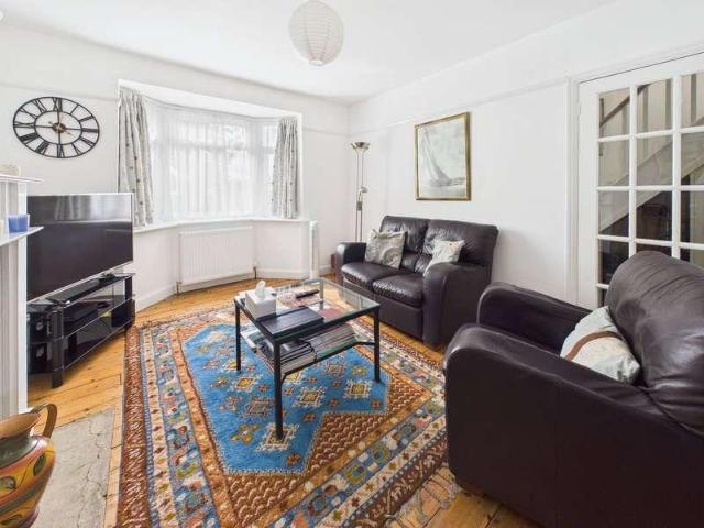 House for sale in Fishersgate, West Sussex