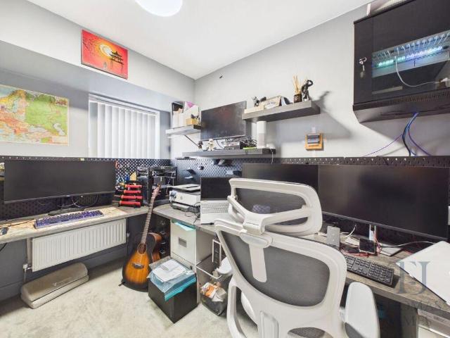House for sale in Barton In Fabis, East Midlands