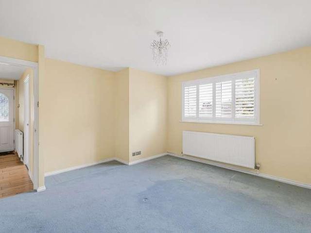 House for sale in Ewens Farm, Golden Valley