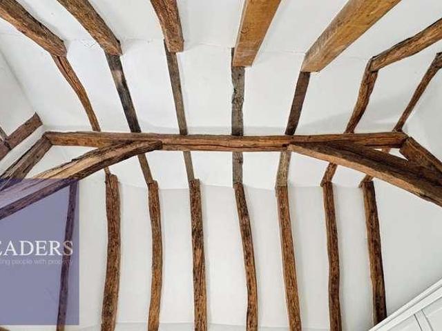 House for sale in Chipping Hill, Essex
