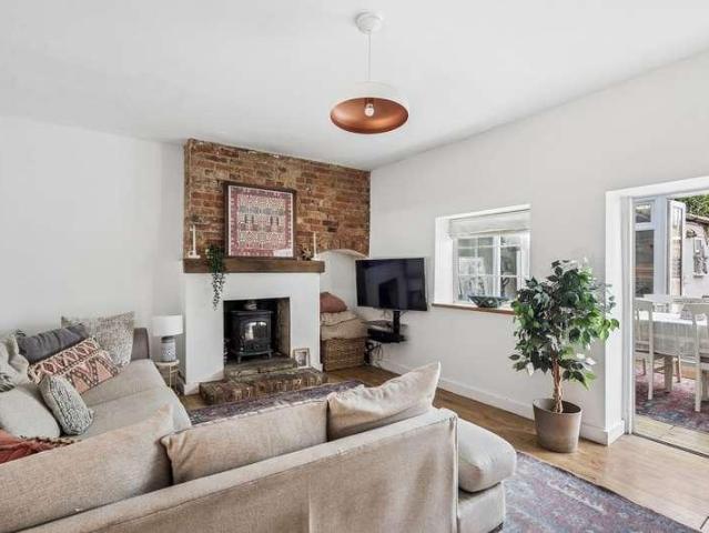 House for sale in Iver