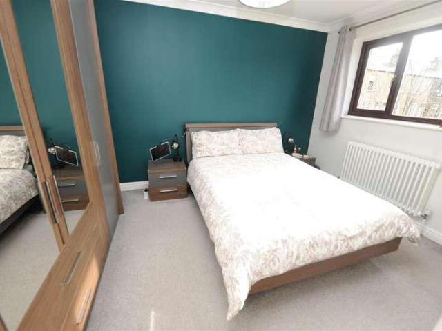House for sale in Apperley Bridge, West Yorkshire