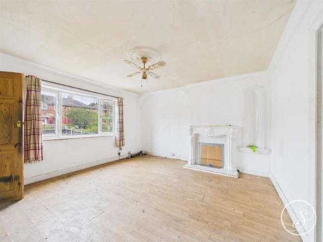 House for sale in Osmondthorpe, West Yorkshire