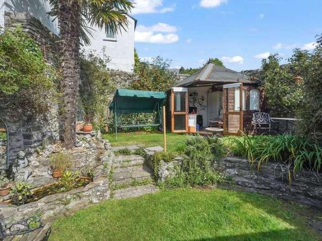 House for sale in Strode, Devon