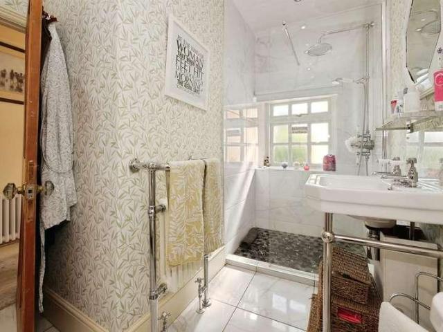 House for sale in Porthcawl, Newton