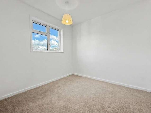 House for sale in Brambridge, Hampshire