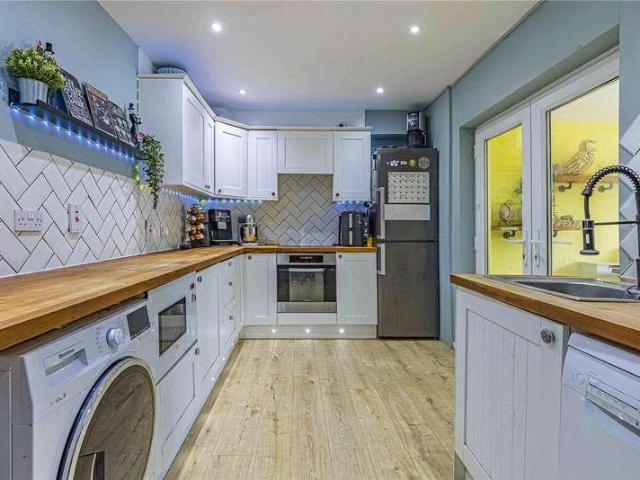 House for sale in Elstree and Borehamwood, Borehamwood