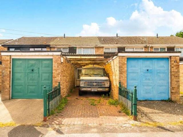 House for sale in The Slade, Oxfordshire