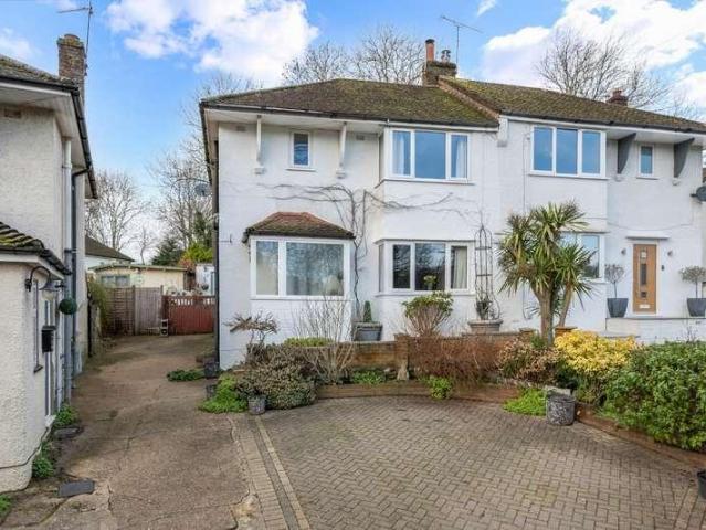 House for sale in Red Hill, Surrey