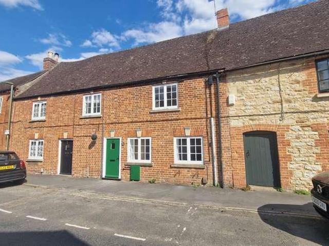 House for sale in Berrick Salome, Oxfordshire